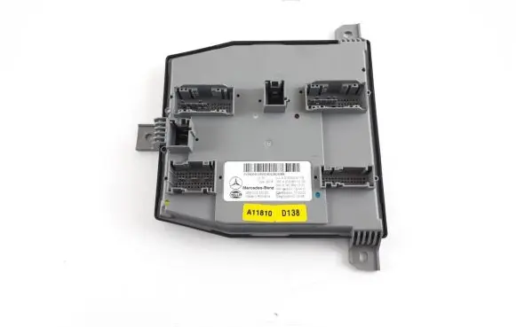 Mercedes-Benz E W213 SAM control unit A2139009119 A2139014103 A1679021701
