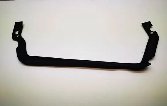 BMW 3 E90 E91 Engine compartment rubber 8370409