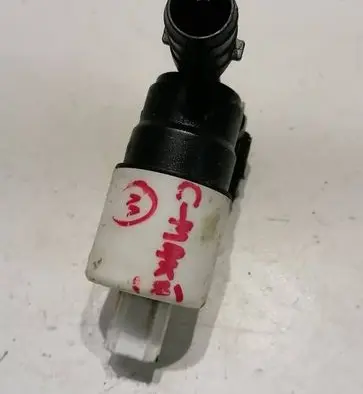 Ford C-MAX II Windscreen/windshield washer pump BK2117K624BA AV6117K624AA E23VB