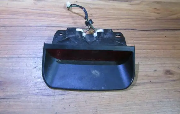 Mitsubishi Colt Third/center stoplight mr191773 1144-210