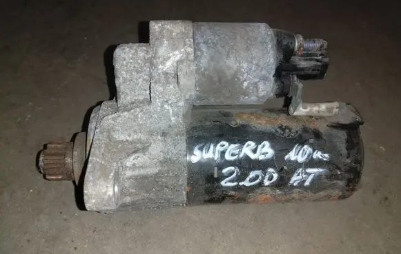 Skoda Superb B6 (3T) Starter motor 02E911024