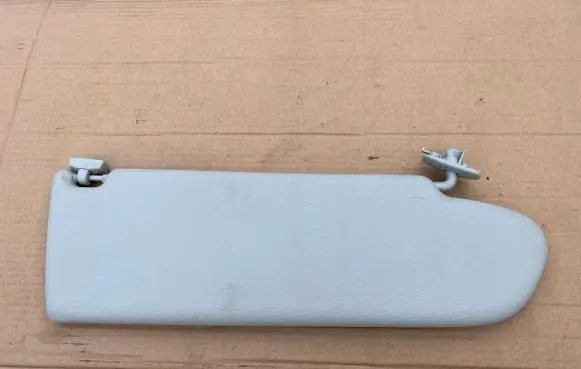 Volkswagen Transporter - Caravelle T5 Sun visor