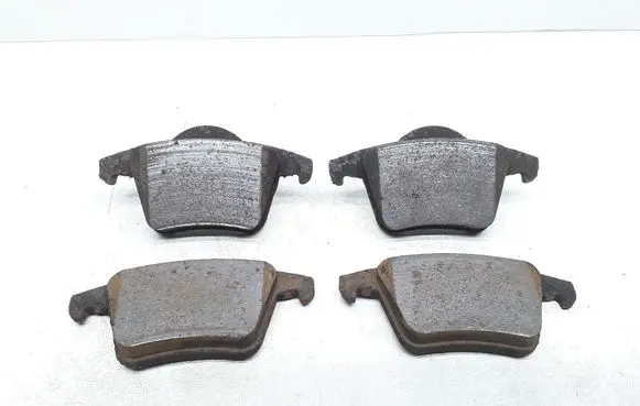 Volvo XC90 Brake pads (rear) 