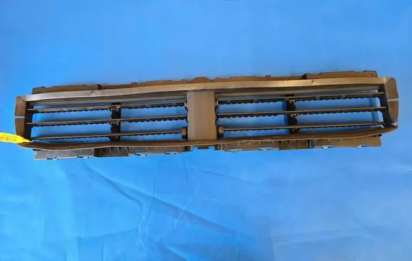 BMW 2 Active Tourer U06 Radiator trim 5A1F1D2
