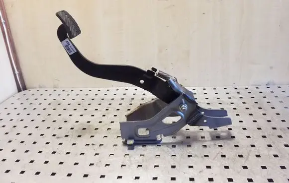 KIA Soul Brake pedal