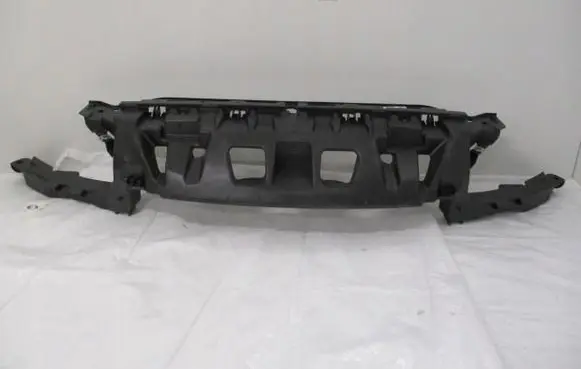 Peugeot RCZ Front bumper mounting bracket YM21682180
