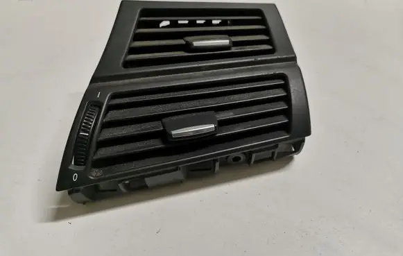 BMW X5 E70 Dashboard side air vent grill/cover trim 7161804