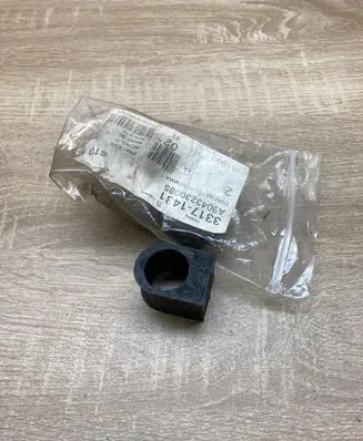 Mercedes-Benz Sprinter W901 W902 W903 W904 Front anti-roll bar/stabilizer link A9043230085 33171431