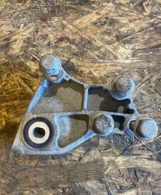 Opel Astra K Gearbox mounting bracket 42496587