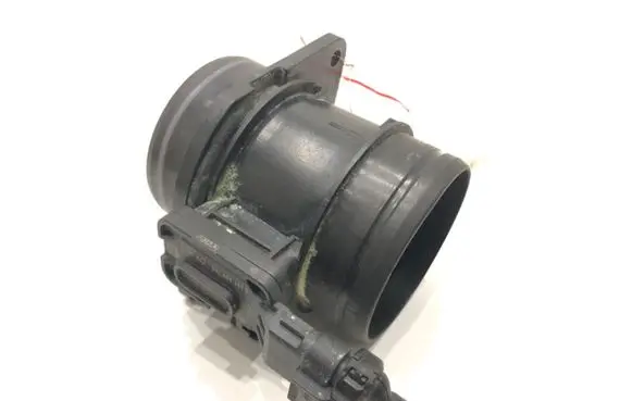 Volkswagen Golf VII Mass air flow meter 04L906461B