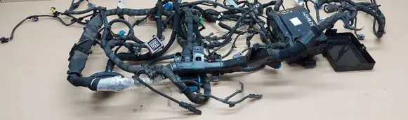 Maserati Levante Engine installation wiring loom 06700334060