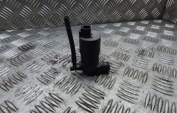 Toyota Verso Windscreen/windshield washer pump 853300F020