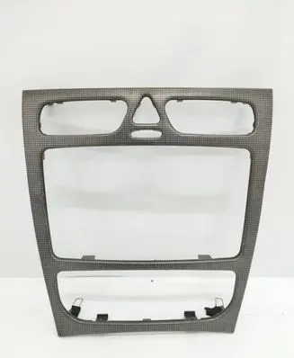 Radio/GPS head unit trim