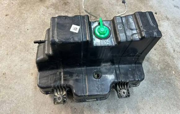 Renault Master III AdBlue liquid reservoir 4113201AA