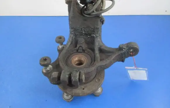Peugeot 207 CC Front wheel hub spindle knuckle