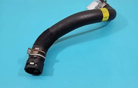 Intercooler hose/pipe