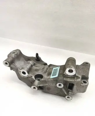 Volvo XC60 Generator/alternator bracket 31430704 P31430704