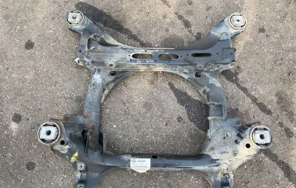 Volkswagen Touareg II Front subframe 7P0400025 HD004027 26460789