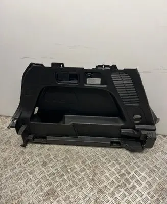 Trunk/boot side trim panel