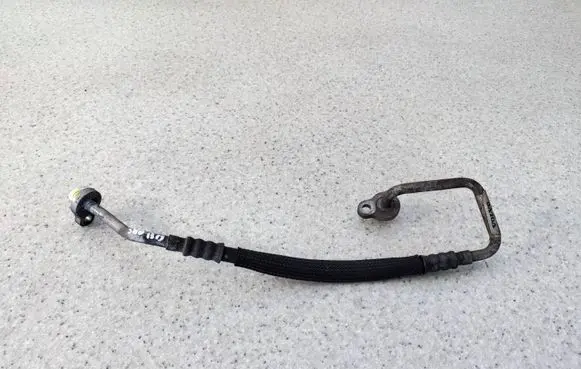 Volvo S80 Air conditioning (A/C) pipe/hose 31332531