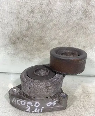 Honda Accord Generator/alternator belt tensioner