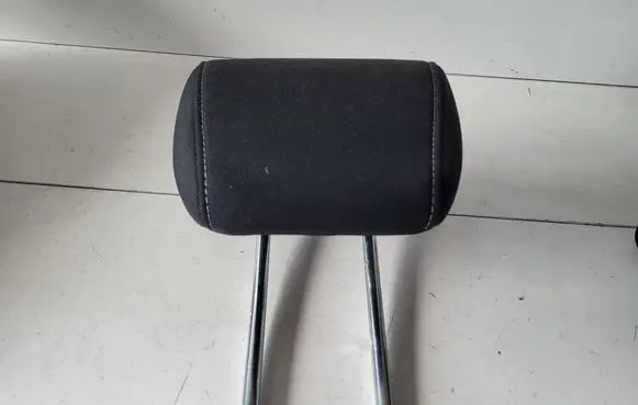 Ford B-MAX Rear seat headrest 