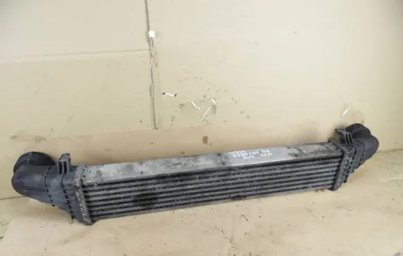 Mercedes-Benz E W211 Intercooler radiator A2115001102 A6356