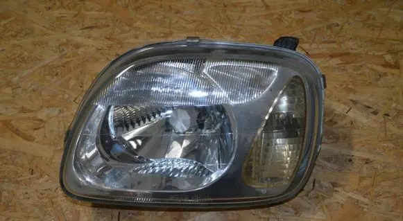 Nissan Micra Headlight/headlamp