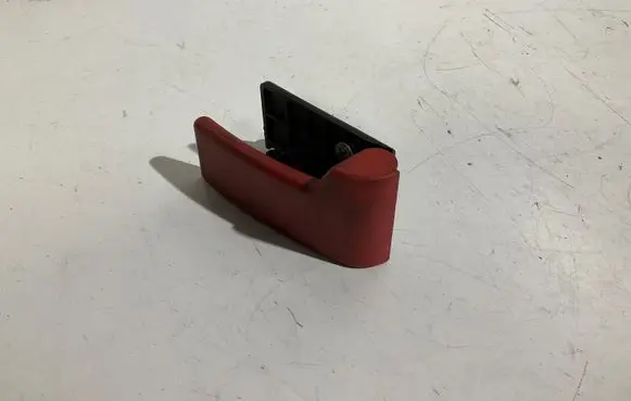 Mercedes-Benz E W211 Engine bonnet (hood) release handle
