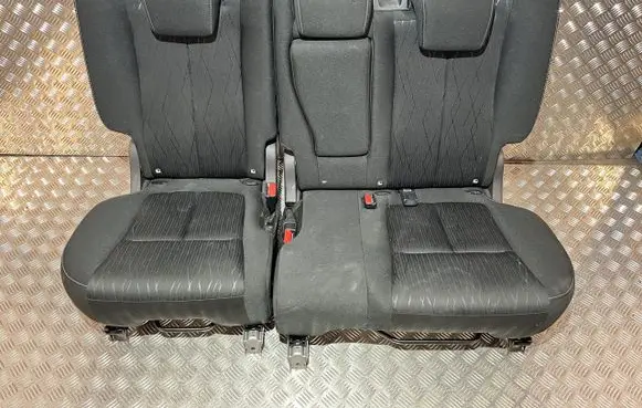 Mitsubishi Eclipse Cross Second row seats PU20033