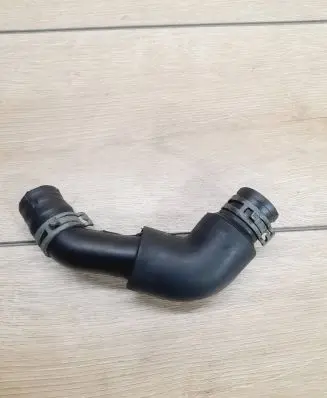 Mercedes-Benz B W245 Breather hose/pipe A6400100382