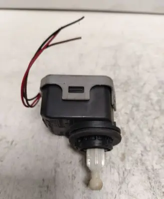 Audi A6 S6 C5 4B Headlight level adjustment motor 6Y0941295
