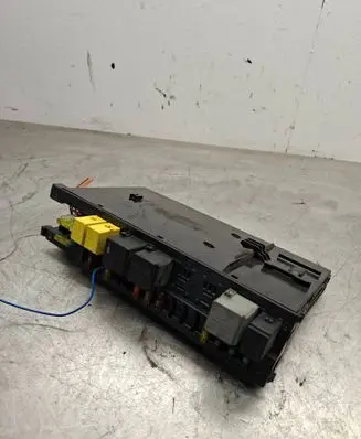 Mercedes-Benz CLK A209 C209 SAM control unit 2095451501 5DK00848602