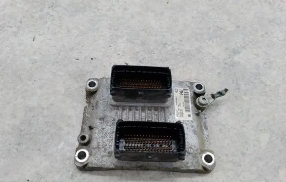 Opel Corsa D Engine control unit/module ECU 55557932