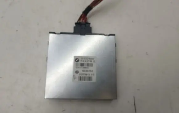 BMW 3 E90 E91 Voltage converter/converter module 9127088