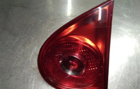 Volkswagen Golf V Tailgate rear/tail lights 1K6945094F 028500202A