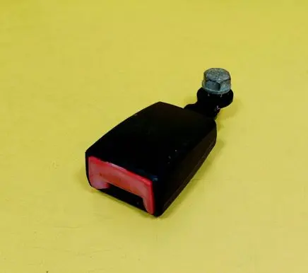 Fiat Panda II Front seatbelt buckle 33032823