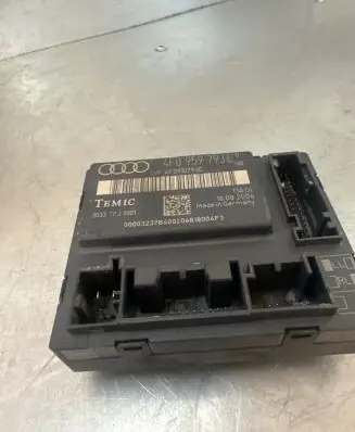 Audi A6 S6 C6 4F Door control unit/module 4F0959793E 4F0910793E 0033TFJ0001
