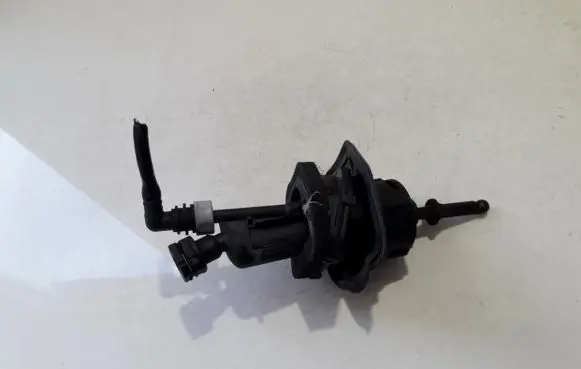 Ford Kuga I Clutch master cylinder 3m517a543bf 3m51-7a543-bf