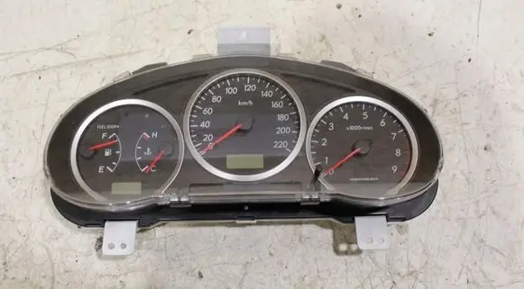 Subaru Impreza II Speedometer (instrument cluster) 85002FE400