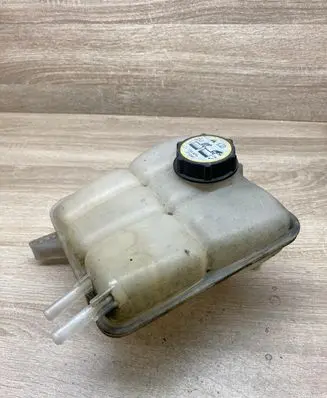 Ford C-MAX I Coolant expansion tank/reservoir 3M5H8K218AH