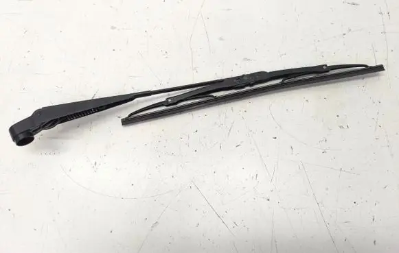 Toyota Prius (XW20) Rear wiper blade 6897