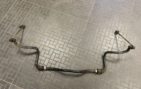 Toyota Corolla Verso E121 Front anti-roll bar/sway bar