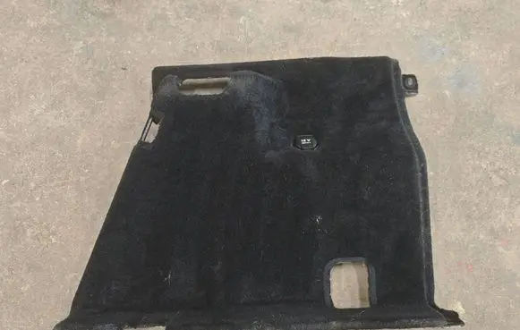 Mercedes-Benz E W212 Trunk/boot side trim panel A2126900653 29062010 D10149