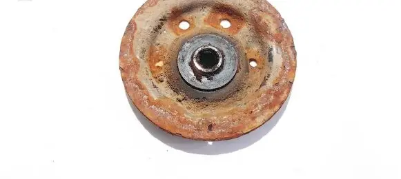 Toyota Avensis T250 Coil spring mount 
