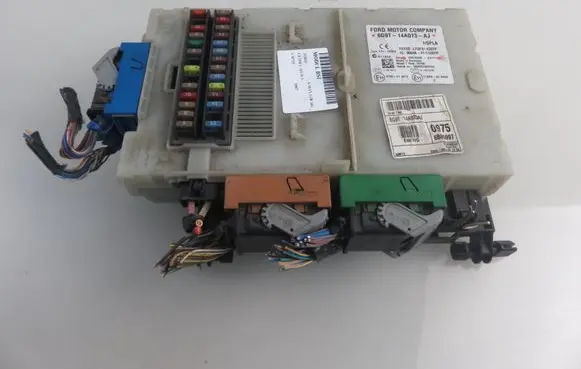 Ford S-MAX Central body control module 28070406G4111 6G9T14A073AJ