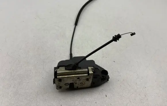 Citroen C3 Front door lock