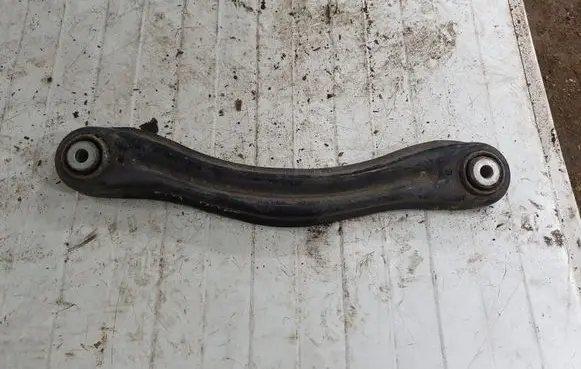Mercedes-Benz ML W164 Rear upper control arm/wishbone NOCODE