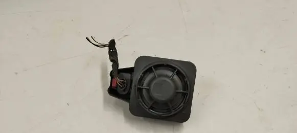 Audi A3 S3 8V Alarm system siren 5q0951605