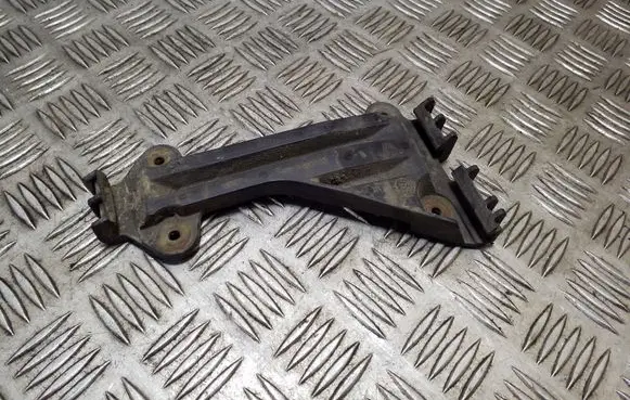 Audi A6 S6 C4 4A Front bumper mounting bracket 4A0807283A